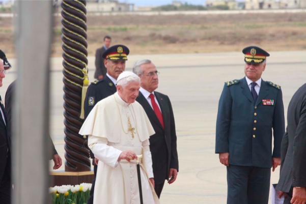 Pope in Beirut Day1